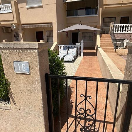 אליקאנטה Tranquil Self Catering Golf Course Apartment מראה חיצוני תמונה