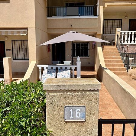 אליקאנטה Tranquil Self Catering Golf Course Apartment מראה חיצוני תמונה