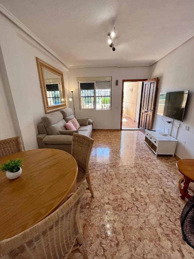 אליקאנטה Tranquil Self Catering Golf Course Apartment מראה חיצוני תמונה